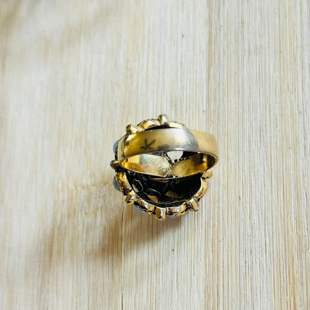 Uncas Cocktail Ring Opalescent Opal Glass Cabochon Gold ElectroPlated Rare VTG
